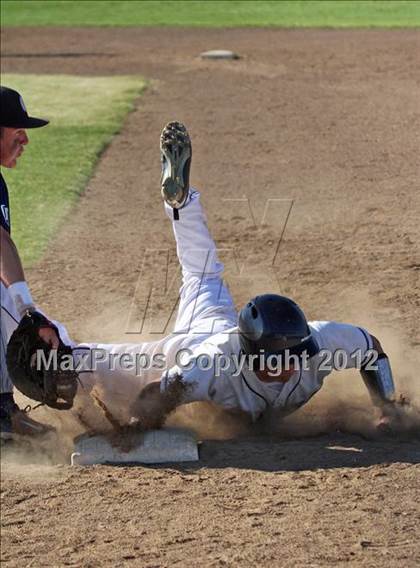 Thumbnail 1 in Casa Roble vs. Oakmont photogallery.