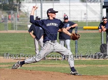 Thumbnail 2 in Casa Roble vs. Oakmont photogallery.