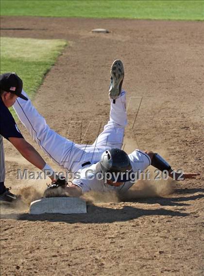 Thumbnail 3 in Casa Roble vs. Oakmont photogallery.