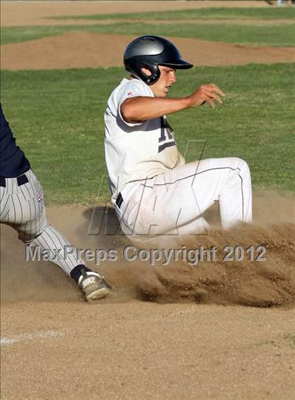 Thumbnail 1 in Casa Roble vs. Oakmont photogallery.