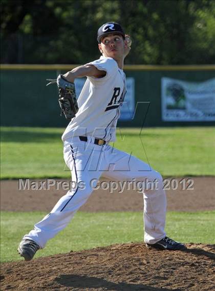 Thumbnail 3 in Casa Roble vs. Oakmont photogallery.