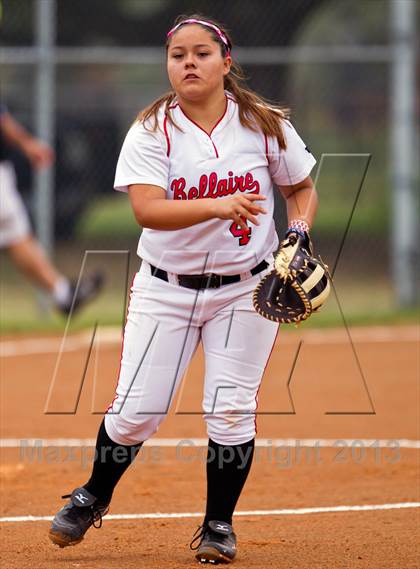 Thumbnail 1 in Bellaire vs Danbury photogallery.
