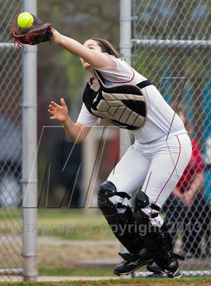 Thumbnail 2 in Bellaire vs Danbury photogallery.