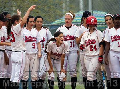 Thumbnail 3 in Bellaire vs Danbury photogallery.
