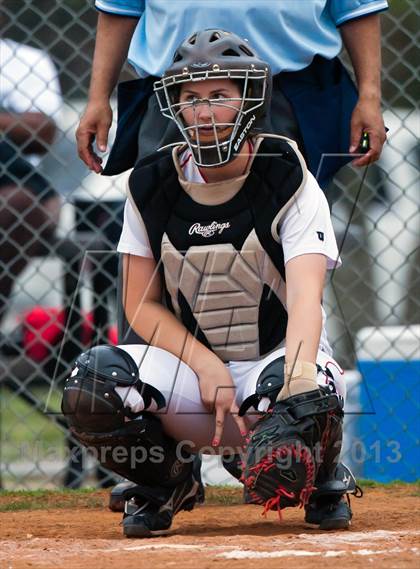 Thumbnail 3 in Bellaire vs Danbury photogallery.