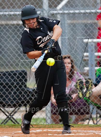 Thumbnail 3 in Bellaire vs Danbury photogallery.