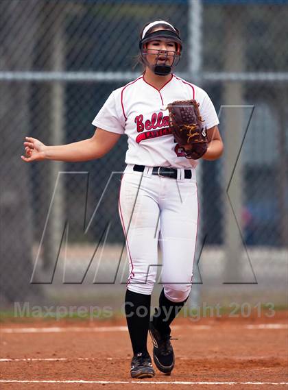 Thumbnail 3 in Bellaire vs Danbury photogallery.