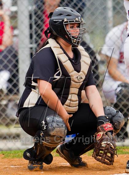 Thumbnail 2 in Bellaire vs Danbury photogallery.