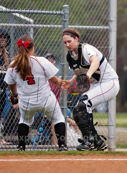 Thumbnail 2 in Bellaire vs Danbury photogallery.