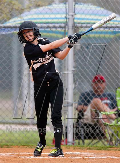 Thumbnail 2 in Bellaire vs Danbury photogallery.