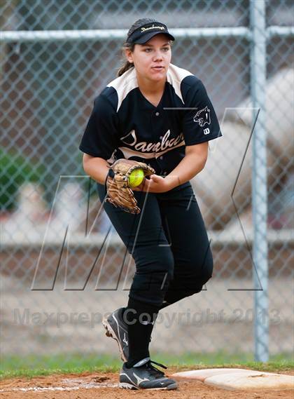 Thumbnail 2 in Bellaire vs Danbury photogallery.