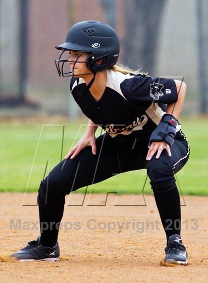 Thumbnail 1 in Bellaire vs Danbury photogallery.