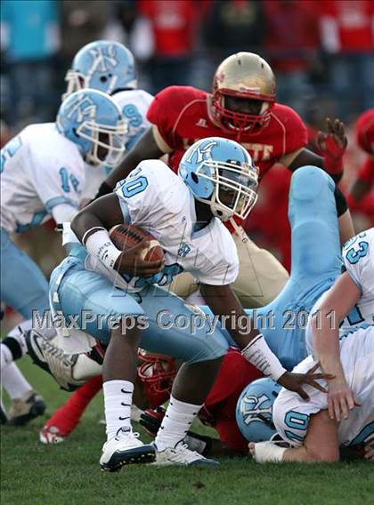 Thumbnail 2 in Lafayette vs. North Pike (MHSAA Class 4A Final) photogallery.
