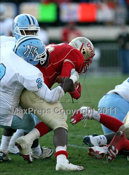 Thumbnail 2 in Lafayette vs. North Pike (MHSAA Class 4A Final) photogallery.