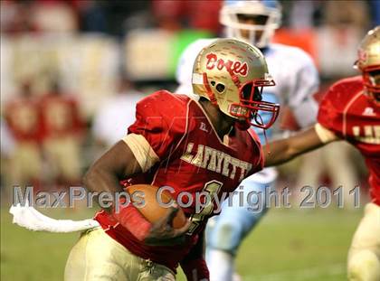 Thumbnail 1 in Lafayette vs. North Pike (MHSAA Class 4A Final) photogallery.