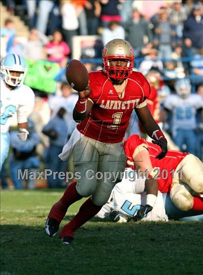 Thumbnail 2 in Lafayette vs. North Pike (MHSAA Class 4A Final) photogallery.