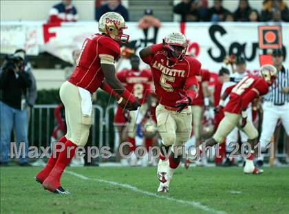 Thumbnail 2 in Lafayette vs. North Pike (MHSAA Class 4A Final) photogallery.