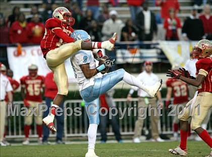 Thumbnail 3 in Lafayette vs. North Pike (MHSAA Class 4A Final) photogallery.