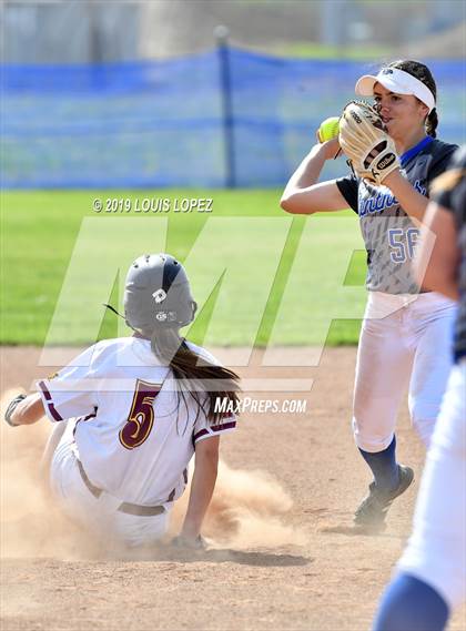 Thumbnail 1 in West Covina @ Diamond Ranch photogallery.