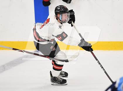 Thumbnail 2 in Canterbury vs. Pomfret (Lawrence Piatelli Jamboree) photogallery.