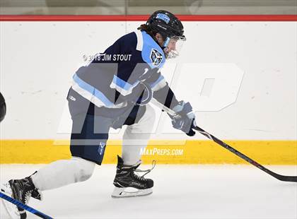 Thumbnail 2 in Canterbury vs. Pomfret (Lawrence Piatelli Jamboree) photogallery.