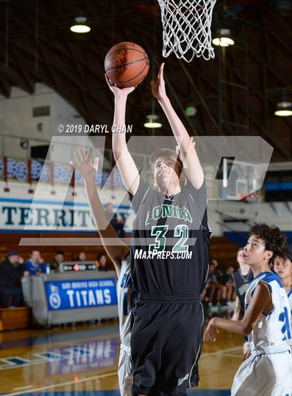 Thumbnail 2 in Bonita vs Baldwin Park (San Marino Tournament) photogallery.