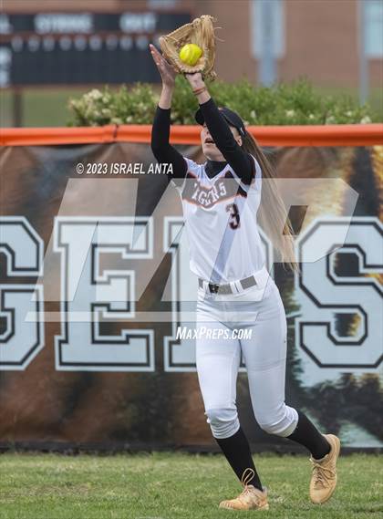 Thumbnail 1 in Seventy-First @ South View (United 8 Athletic Conference Tournament) photogallery.