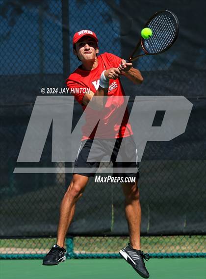 Thumbnail 2 in The Woodlands vs Westwood (UIL 6A Tennis Semifinals) photogallery.