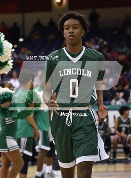 Thumbnail 2 in Santa Fe Christian vs. Lincoln (CIF San Diego Division I Final) photogallery.