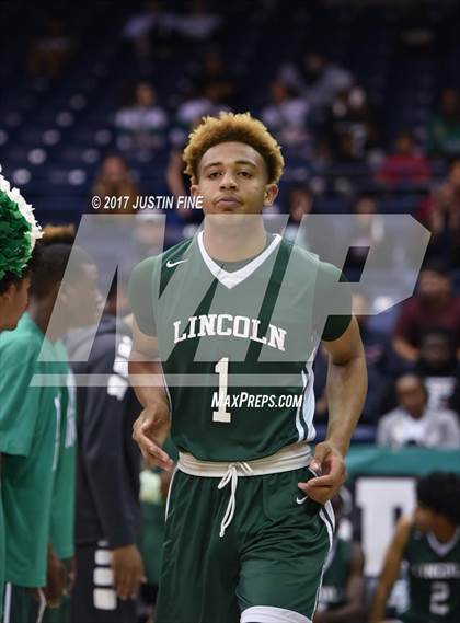 Thumbnail 3 in Santa Fe Christian vs. Lincoln (CIF San Diego Division I Final) photogallery.