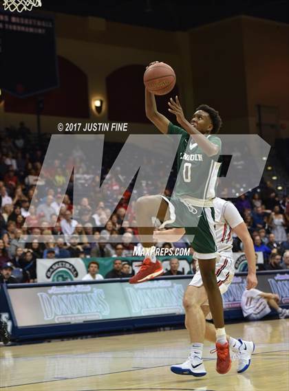 Thumbnail 3 in Santa Fe Christian vs. Lincoln (CIF San Diego Division I Final) photogallery.