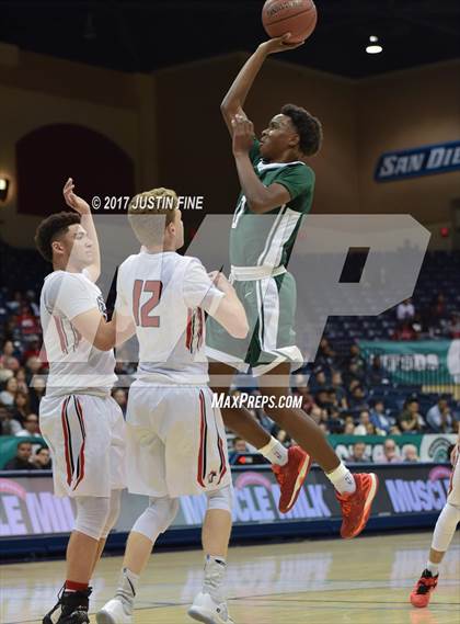 Thumbnail 3 in Santa Fe Christian vs. Lincoln (CIF San Diego Division I Final) photogallery.