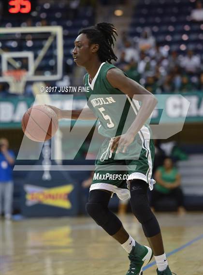 Thumbnail 1 in Santa Fe Christian vs. Lincoln (CIF San Diego Division I Final) photogallery.