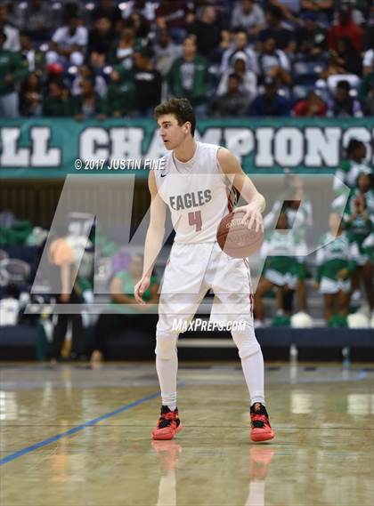 Thumbnail 1 in Santa Fe Christian vs. Lincoln (CIF San Diego Division I Final) photogallery.