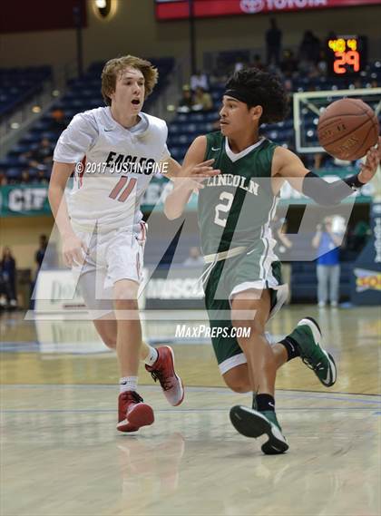 Thumbnail 2 in Santa Fe Christian vs. Lincoln (CIF San Diego Division I Final) photogallery.