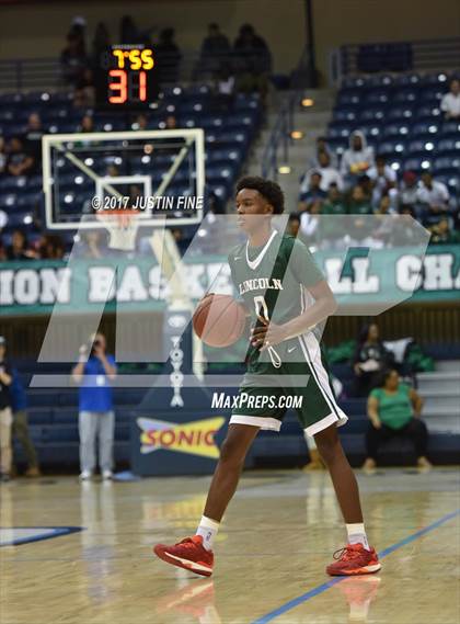 Thumbnail 2 in Santa Fe Christian vs. Lincoln (CIF San Diego Division I Final) photogallery.