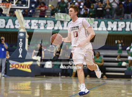 Thumbnail 1 in Santa Fe Christian vs. Lincoln (CIF San Diego Division I Final) photogallery.