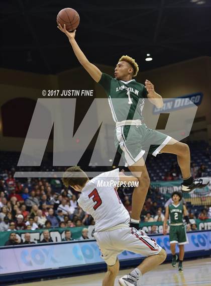 Thumbnail 3 in Santa Fe Christian vs. Lincoln (CIF San Diego Division I Final) photogallery.