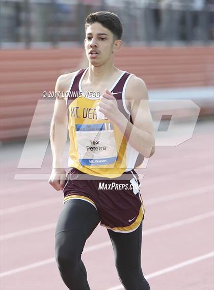 Thumbnail 3 in 50th Annual Loucks Games (Men's 800 Meter Run) photogallery.