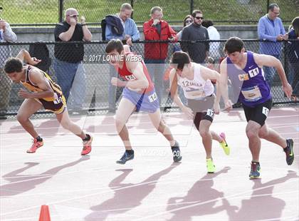 Thumbnail 2 in 50th Annual Loucks Games (Men's 800 Meter Run) photogallery.