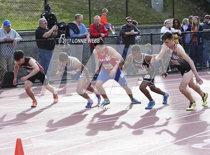 Thumbnail 1 in 50th Annual Loucks Games (Men's 800 Meter Run) photogallery.