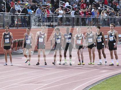 Thumbnail 2 in 50th Annual Loucks Games (Men's 800 Meter Run) photogallery.