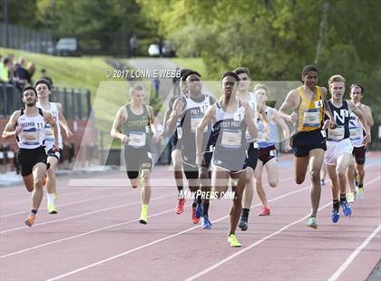 Thumbnail 3 in 50th Annual Loucks Games (Men's 800 Meter Run) photogallery.