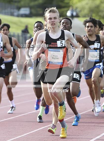 Thumbnail 2 in 50th Annual Loucks Games (Men's 800 Meter Run) photogallery.