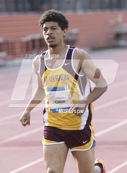 Thumbnail 2 in 50th Annual Loucks Games (Men's 800 Meter Run) photogallery.