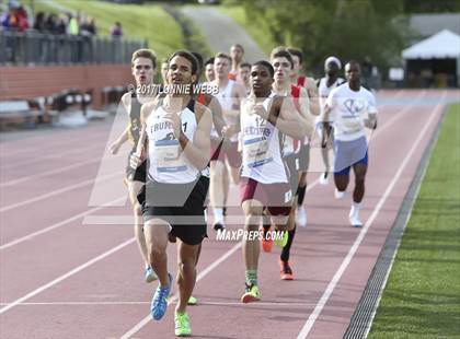 Thumbnail 2 in 50th Annual Loucks Games (Men's 800 Meter Run) photogallery.