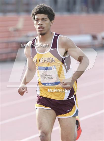Thumbnail 1 in 50th Annual Loucks Games (Men's 800 Meter Run) photogallery.