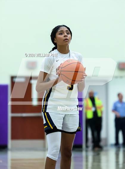 Thumbnail 3 in Our Lady of Lourdes vs Pine Bush (Section 9 Class AAA Final) photogallery.