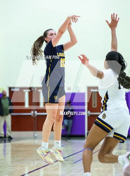 Thumbnail 2 in Our Lady of Lourdes vs Pine Bush (Section 9 Class AAA Final) photogallery.
