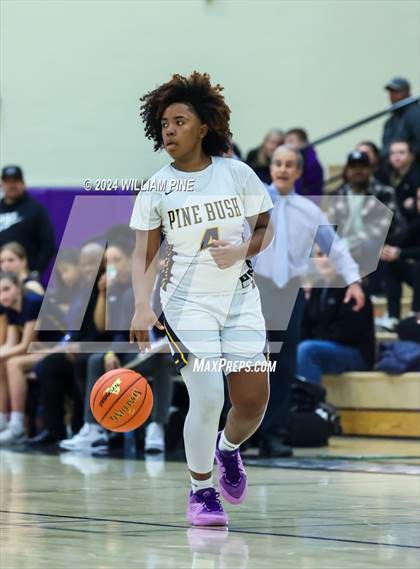 Thumbnail 1 in Our Lady of Lourdes vs Pine Bush (Section 9 Class AAA Final) photogallery.